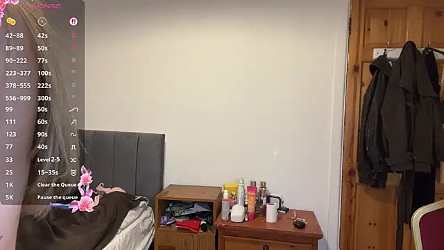 dewlullaby live XXX chat