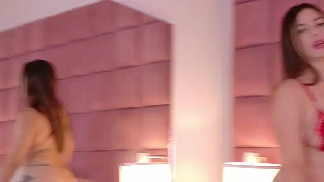 XXX chat uživo modela NathyMiller