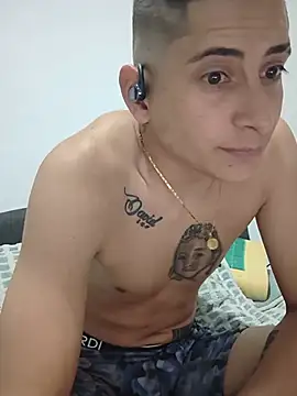 Tiger_cryad Chat XXX in diretta