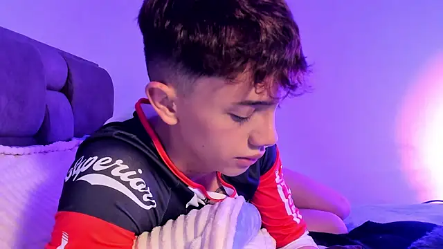 Timothy_ros' Live XXX Chat