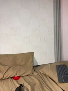 Nia_lobo Chat XXX in diretta