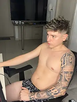 Show modela Donald_king na web-kameri