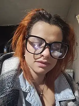 Cataleya_16's Live XXX Chat