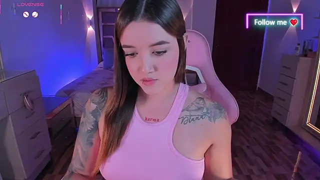 Chat XXX ao vivo de MiaLatina_