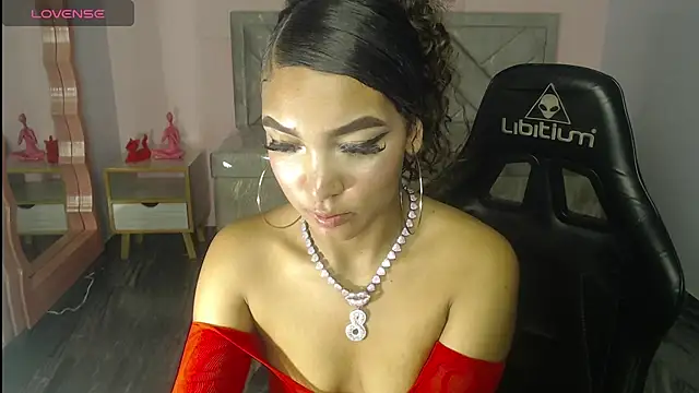 CamilaVixen_ch 现场XXX聊天