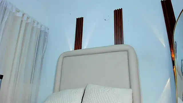 KatieBoison's Live XXX Chat