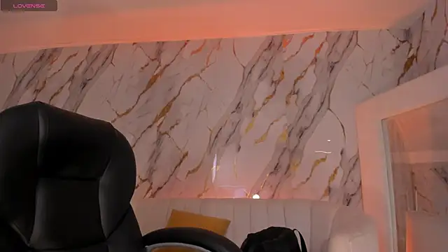 Chat XXX ao vivo de MiaFarrell_