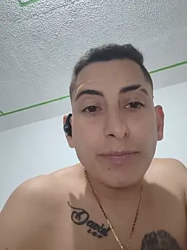 Chat +18 de Tiger_cryad ao vivo