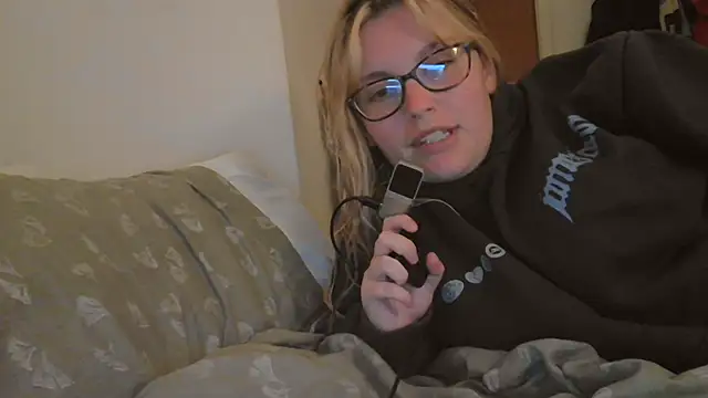 Chat XXX en directo de PrincessTeyxxx