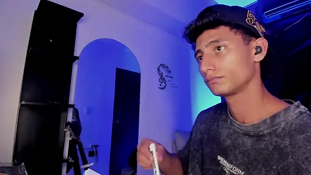 Chat XXX en directo de MaxiimoRomano_
