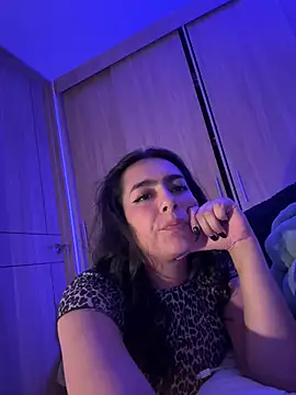 Nicollemays Chat XXX in diretta