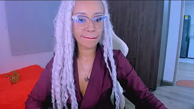 ScarlettMalbec's Live XXX Chat