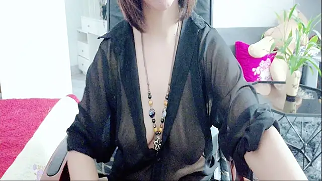 Chat XXX en directo de Miu-Le