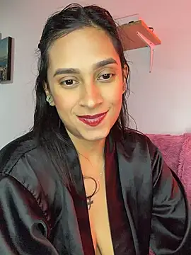 Chat +18 de LunaHeat ao vivo