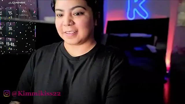 kimmiakiss22 Live XXX-Chat