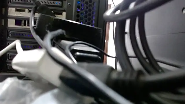XXX chat uživo modela BlackNike