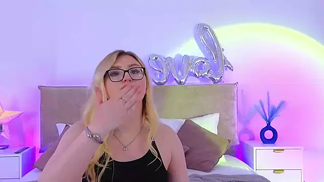 Jules_night Chat XXX in diretta