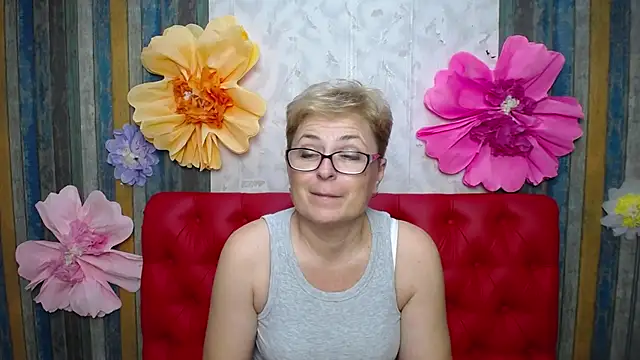 EmiliaGree Live XXX-chat