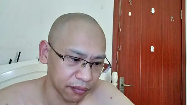 benly888 网络视讯表演