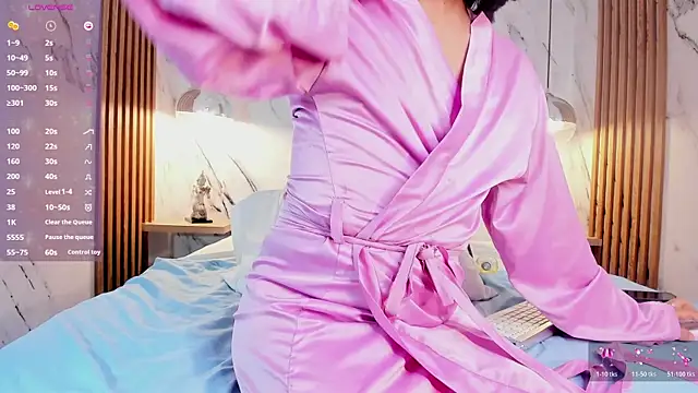 Scarleett_22 网络视讯表演