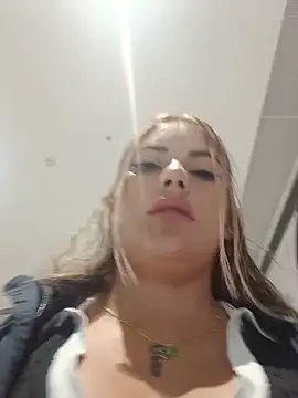 Chat XXX ao vivo de Cata_city1106
