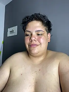 Hailey_Curvy Obrolan Langsung XXX