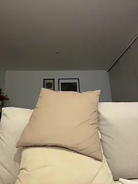 Rae_Lil_White's Live XXX Chat