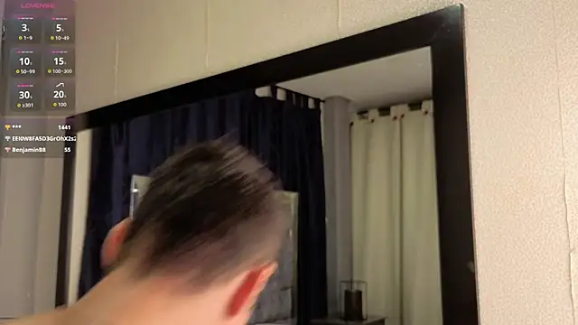 Czat XXX na żywo – LeoMonnroe
