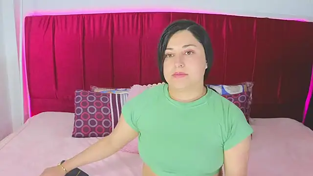 צ'אט XXX בשידור חי של cuteeimy