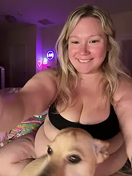 Czat XXX na żywo – PiggyRose