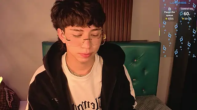 Kael_Prince Chat XXX in diretta