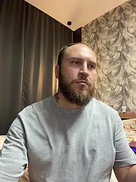 HermanFire Adlı Modelin Canlı XXX Sohbeti
