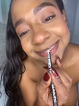 Czat XXX na żywo – amara_queen_