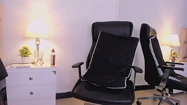 Chriss_Diamond élő XXX-chatje