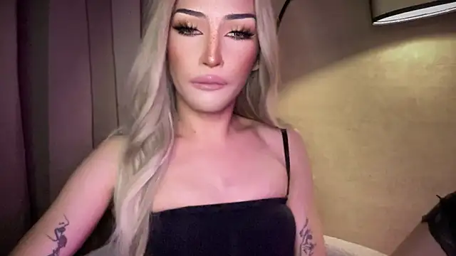 Онлайн чат XXX Alicegreenexx