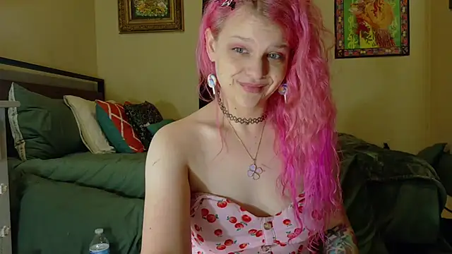 Chat XXX en directo de Emihaze