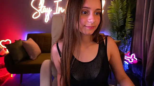 Онлайн чат XXX TinyNatalie