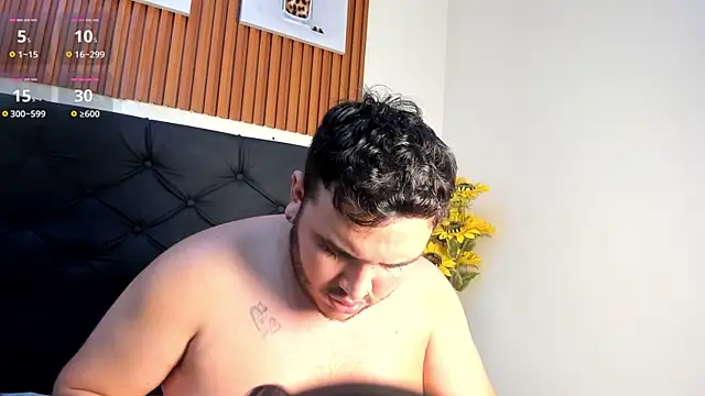 Tyler_Gaell লাইভ XXX চ্যাট