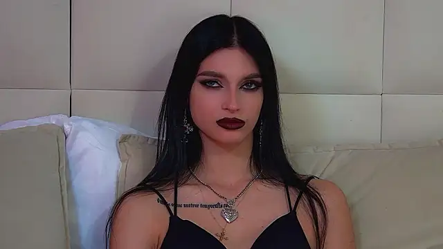 XXX chat uživo modela BeverlyMost