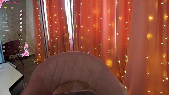 Chat +18 de Mia_Bows ao vivo