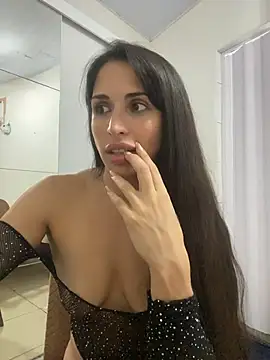 sweetwanda Adlı Modelin Canlı XXX Sohbeti