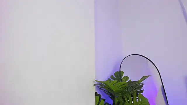 KaliBloom live XXX chat