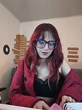 RedMeloddy élő XXX-chatje