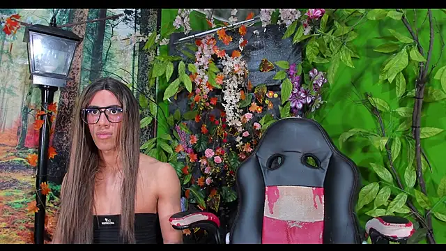 Elena_and_Julian's Live XXX Chat