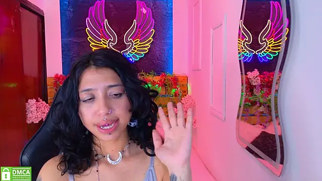 REDHOTTER_ Chat XXX in diretta