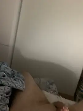 Erenn34 Adlı Modelin Canlı XXX Sohbeti