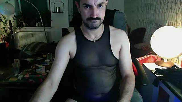 tomz0819 Chat XXX in diretta