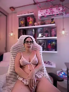 Zoe_Bae XXX чат на живо