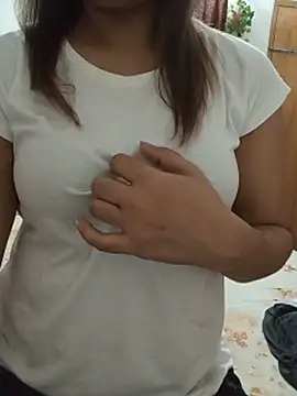 Tanha18's Live XXX Chat