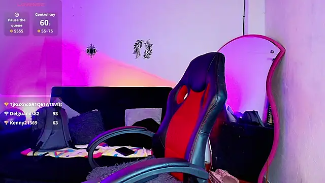 Chat +18 de Cat__Moon__ ao vivo